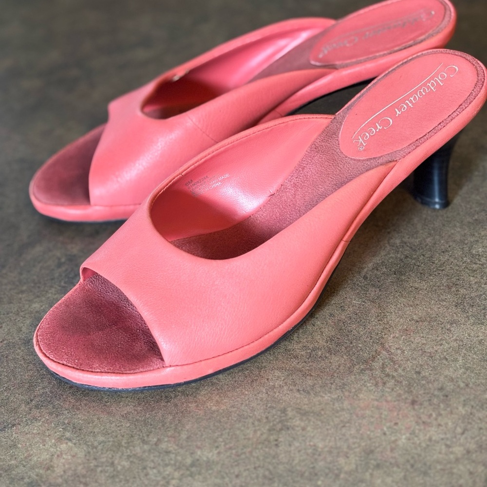 Coldwater Creek Women's Peachy Pink Leather Slide Sandals - Picture 2 of 7